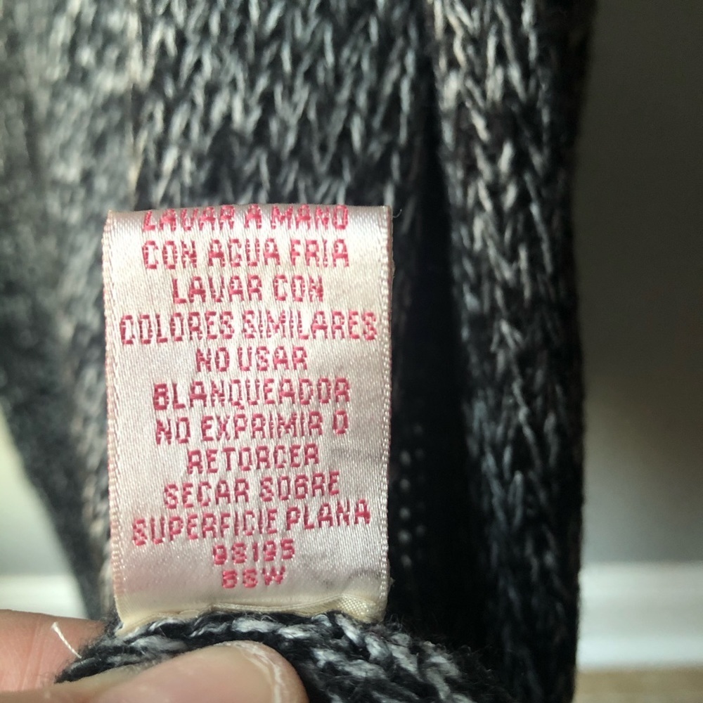 Derek Heart Cardigan Vest w/ attached scarf Sz Med - Picture 7 of 9